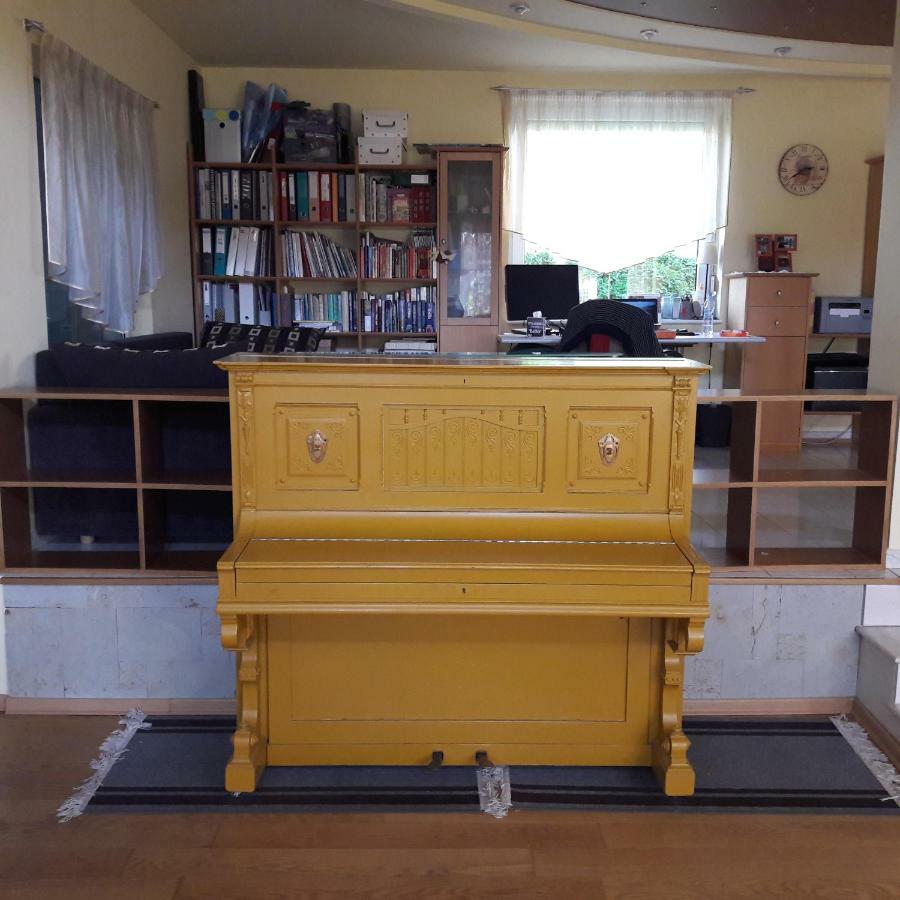 Villa Kysucka Senec Bagian luar foto